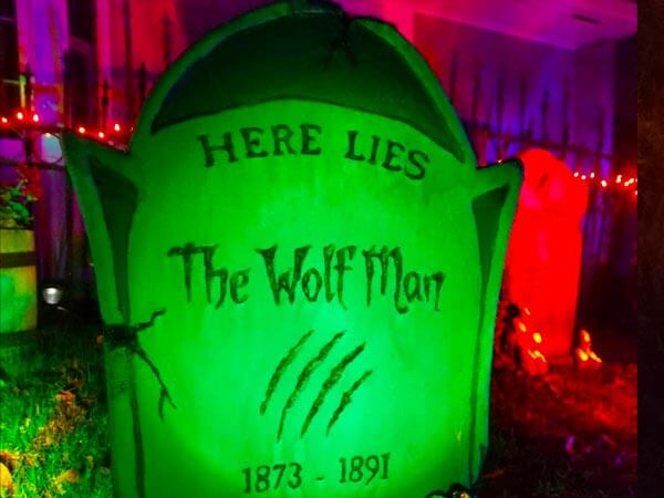 Wolf man tombstone